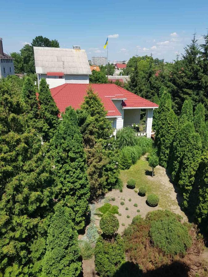 Дом Для Души С Бассейном Целиком Hotel Vinnytsia Exterior photo