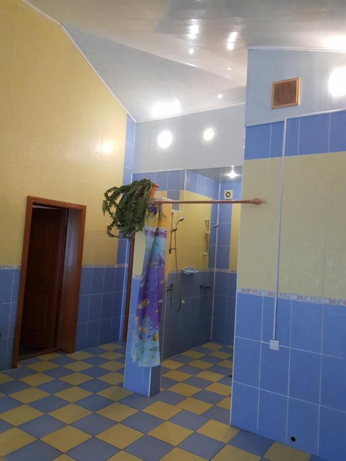 Дом Для Души С Бассейном Целиком Hotel Vinnytsia Exterior photo